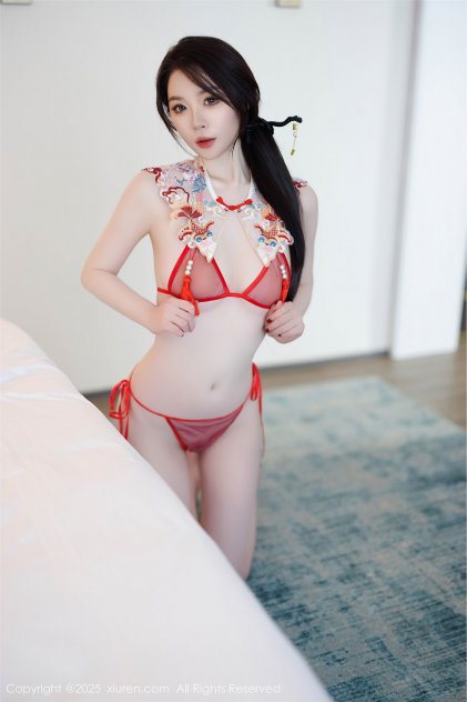 国产女人18毛片水真多18海报