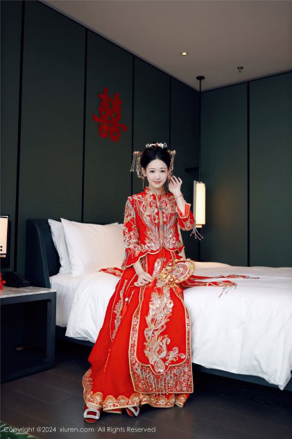 国产日韩亚洲欧美制服海报