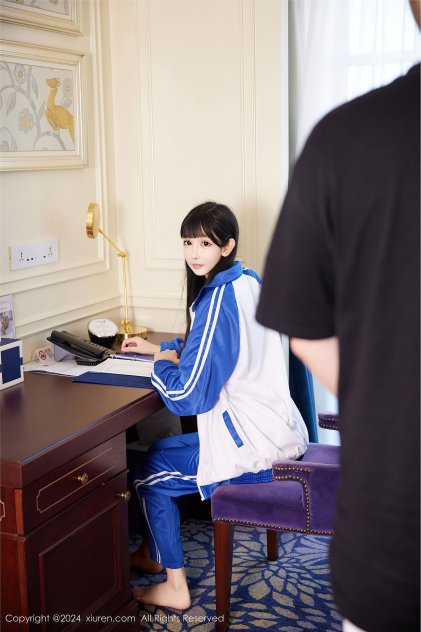 国产亚洲精品aa小说在线播放海报