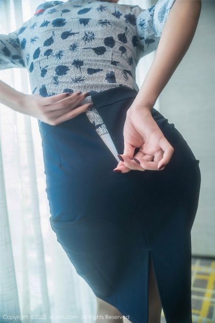 男生用鸡鸡捅女生屁股海报